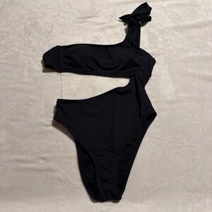 Surf Style Black One-Shoulder Bikini